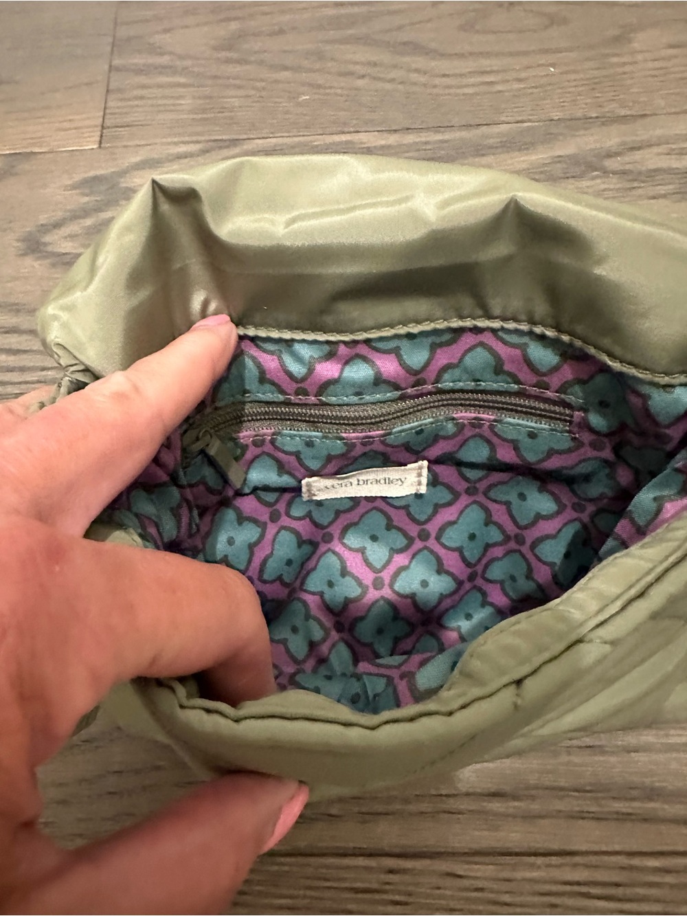 Vera Bradley Ultralight Small Flap Hipster NWT - Picture 6 of 7